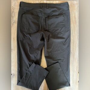 3/$90 Callaway Dark Chocolate Pants 34x32